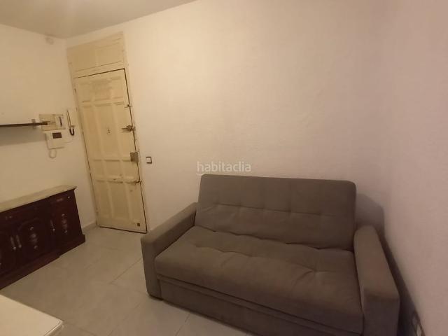 Piso en venta en Madrid, Palos de Moguer. Pisos.