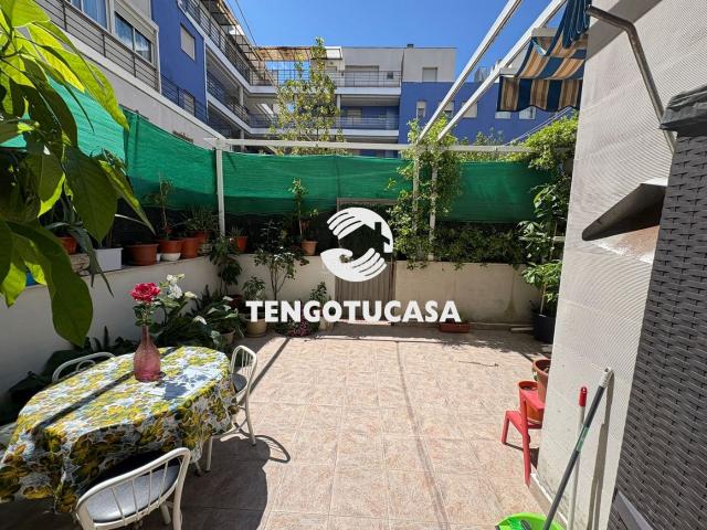 Piso en venta en Madrid, PAU de Carabanchel. Piso en venta en Calle de Cuevas de Altamira. Pisos.