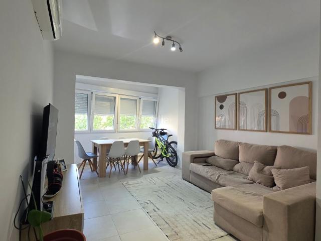 Piso en venta en Madrid, Pinar del Rey. Piso en venta en Avenida de Barranquilla. Pisos.