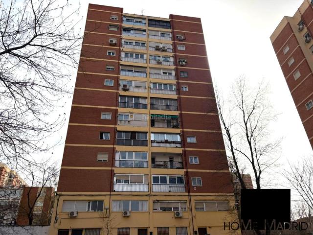 Piso en venta en Madrid, Pilar. ESTUDIO HOME MADRID OFRECE piso de 84 m2 construidos en el Barrio del Pilar. Pisos.