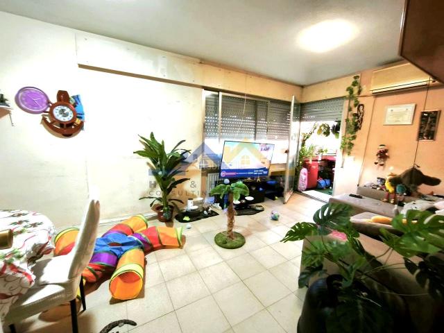 Piso en venta en Madrid, Portazgo. PISO DE 3 DORMITORIOS Y TERRAZA EN PEDRO LABORDE. Pisos.