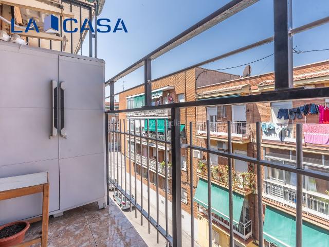 Piso en venta en Madrid, Pradolongo. GRAN OPORTUNIDAD EN INMEJORABLE ZONA!. Pisos.