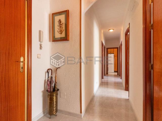 Piso en venta en Madrid, Pradolongo. Pisos.