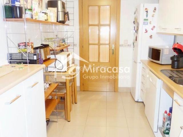 Piso en venta en Madrid, Pueblo Nuevo. Grupo Inmobiliario Miracasa VENDE vivienda de 2 dormitorios en Calle Nicolás Salmerón Trastero y 1 Plaza de Garaje incluidas en pr. Pisos.