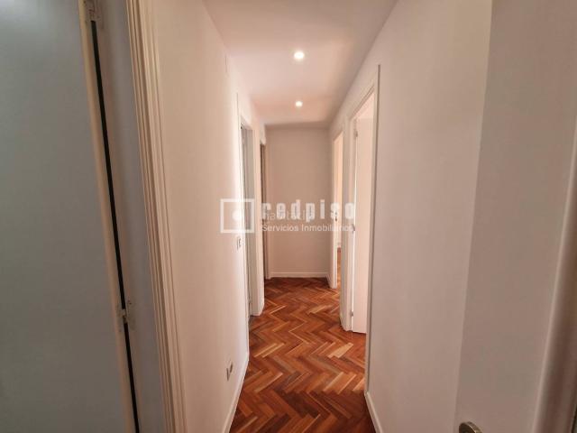 Piso en venta en Madrid, Pueblo Nuevo. Pisos.