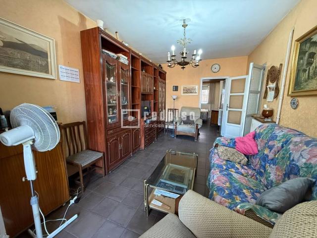 Piso en venta en Madrid, Puerta Bonita. Oportunidad en Carabanchel! Luminoso piso con dos terrazas y mas de 90m2. Pisos.