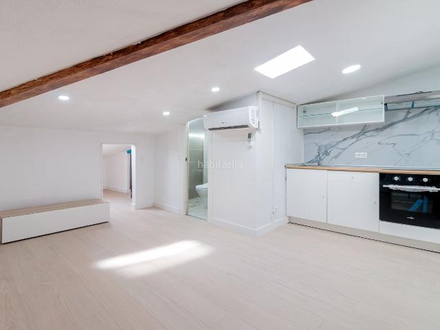 Piso en venta en Madrid, Puerta Bonita. Piso en venta en Puerta bonita de 1 habitación con terraza y aire acondicionado. Pisos.