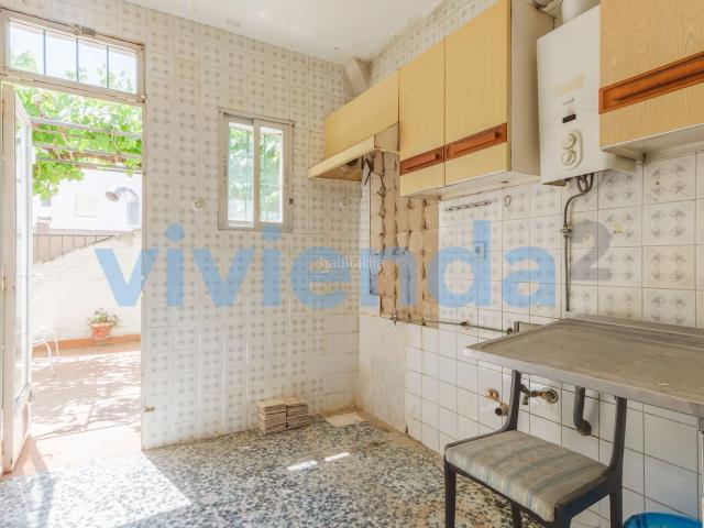 Piso en venta en Madrid, Quintana. Piso en Quintana, 310 m2, 4 dormitorios, 1 baxF1os, 739.000 euros. Pisos.
