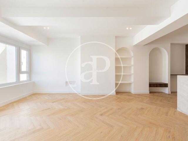 Piso en venta en Madrid, Recoletos. Ático en venta en Castellana. Pisos.