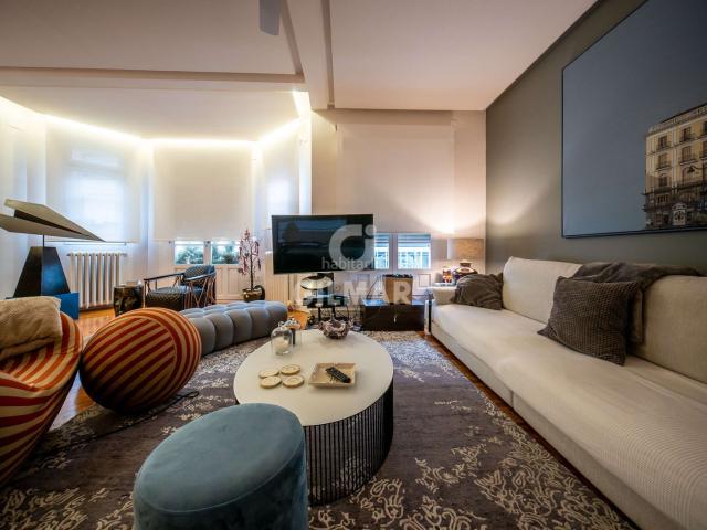 Piso en venta en Madrid, Recoletos. Barrio de Salamanca, calle Velázquez muy próxima a calle Jorge Juan y al Parque del Retiro, zona ideal en Recoletos muy demandada. Pisos.