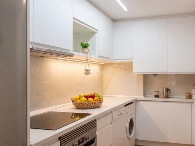 Piso en venta en Madrid, Recoletos. Elegante piso en el prestigioso barrio de Barrio de Salamanca Madrid. Pisos.