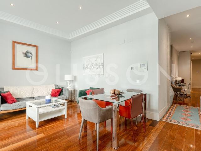 Piso en venta en Madrid, Recoletos. Excelente oportunidad de inversion a 100 m del Parque del Retiro. Pisos.