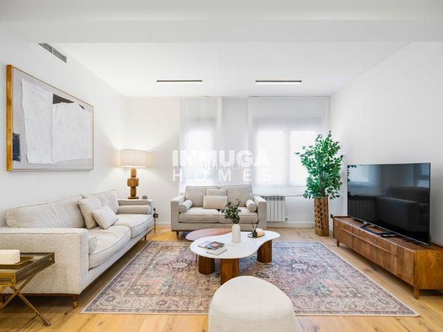 Piso en venta en Madrid, Ríos Rosas Nuevos Ministerios. CALLE CRISTÓBAL BORDIÚ CHAMBERÍ. Pisos.