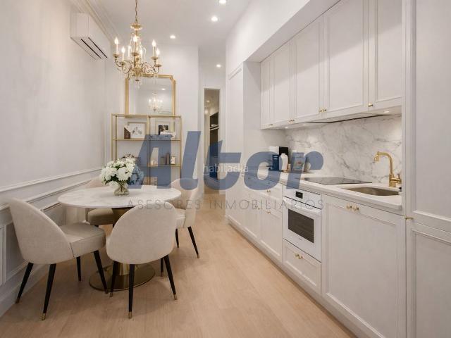 Piso en venta en Madrid, Ríos Rosas Nuevos Ministerios. en Madrid. Pisos.