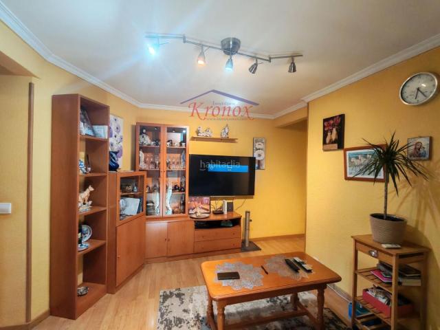 Piso en venta en Madrid, Santa Eugenia. Kronox vende en exclusiva piso de 3 dormitorios y 1 baño en el barrio de Santa Eugenia. Pisos.