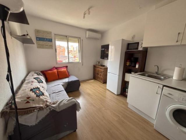 Piso en venta en Madrid, San diego