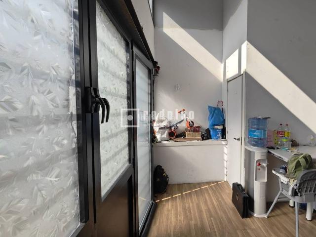 Piso en venta en Madrid, San Diego. Oportunidad para inversores!. Pisos.