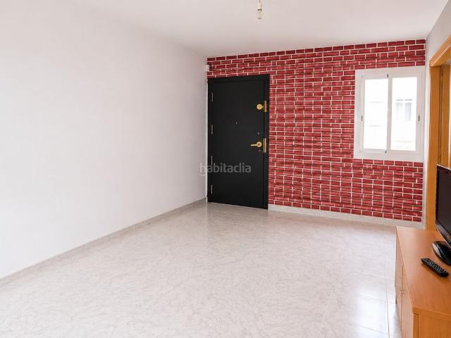 Piso en venta en Madrid, San Diego. NUDA PROPIEDAD. Pisos.