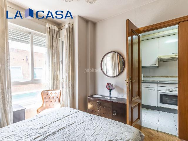 Piso en venta en Madrid, San Diego. Pisos.