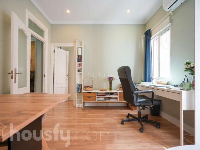 Piso en venta en Madrid, San Diego. Pisos.