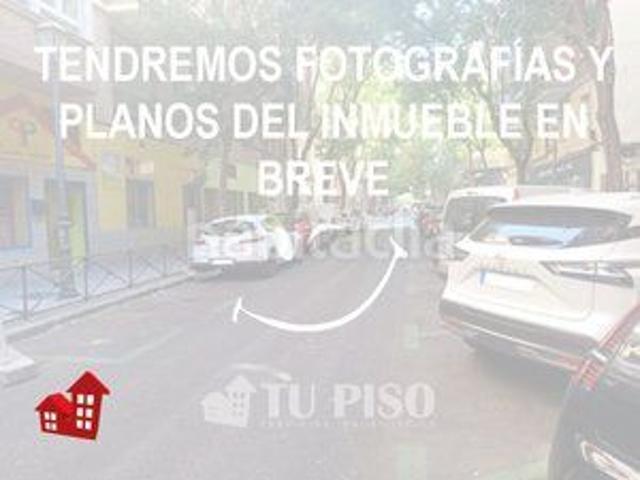Piso en venta en Madrid, San Diego. Pisos.