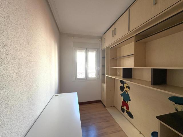Piso en venta en Madrid, San Diego. Pisos.