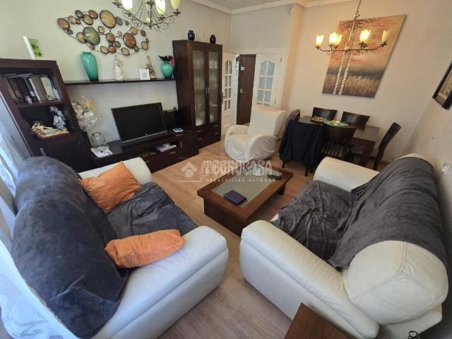 Piso en venta en Madrid, San Fermín. Piso en venta en Madrid. Pisos.