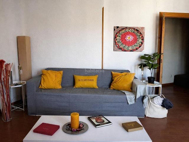 Piso en venta en Madrid, San Isidro. Luz, altura y ubicación junto a Madrid Río 3 dormitorios en General Ricardos. Pisos.