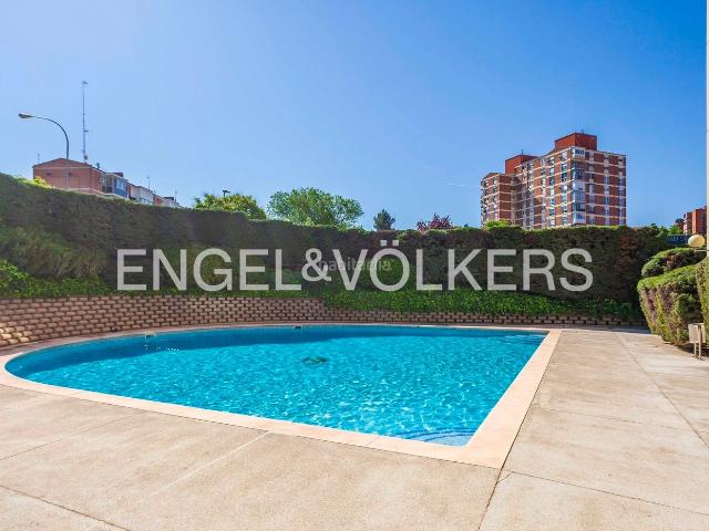 Piso en venta en Madrid, San Juan Bautista. Lujo y diseño en San Juan Bautista. Pisos.