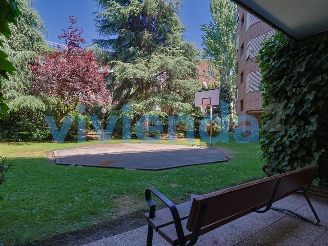 Piso en venta en Madrid, San Juan Bautista. Piso en San Juan Bautista, 203 m2, 4 dormitorios, 3 baxF1os, 1.295.000 euros. Pisos.