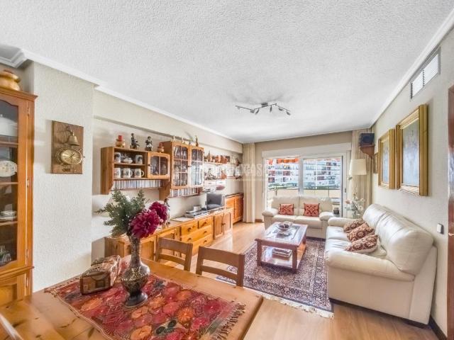 Piso en venta en Madrid, San Pascual. Piso en venta en Madrid. Pisos.