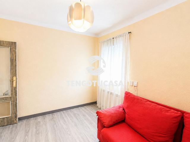 Piso en venta en Madrid, Simancas. Piso en venta en calle Zubieta. Pisos.