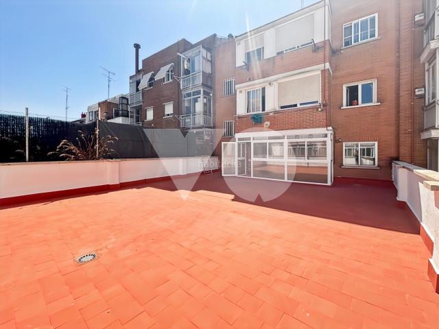 Piso en venta en Madrid, Simancas. Piso para reformar en Ciudad Lineal, Madrid. Pisos.