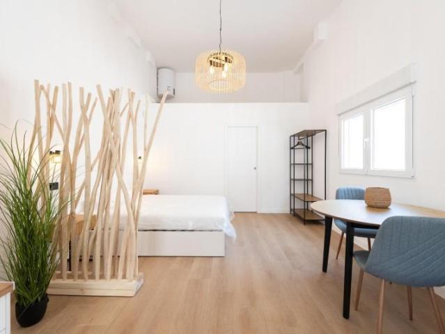 Piso en venta en Málaga, Camino de Antequera