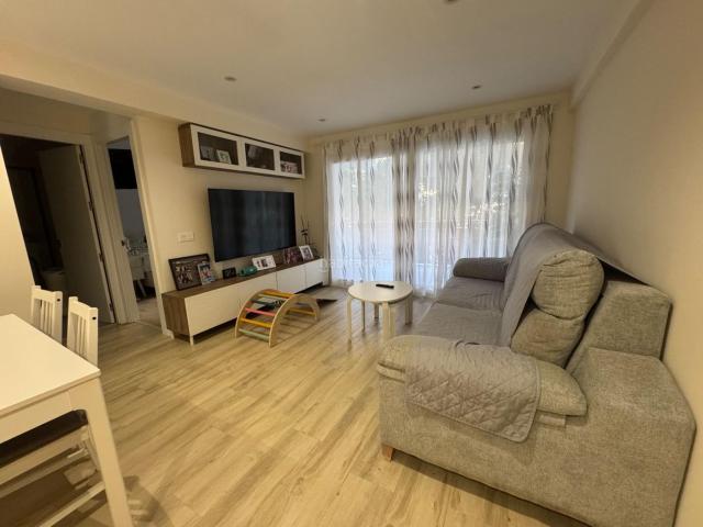 Piso en venta en Málaga, Cristo de la Epidemia. VIIENDA 3 HABITACIONES Y TERRAZA CERCA DEL CENTRO. Pisos.