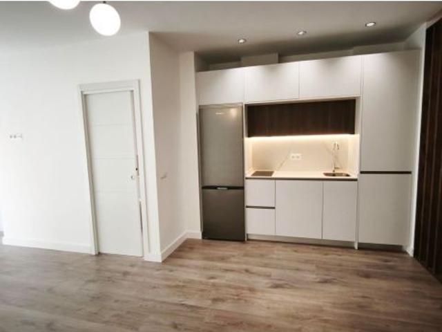 Piso en Venta en Málaga del Fresno, Málaga