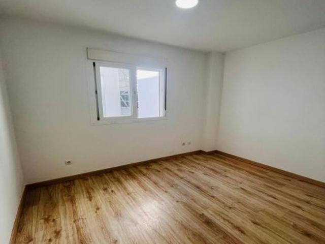 Piso en Venta en Málaga del Fresno, Málaga