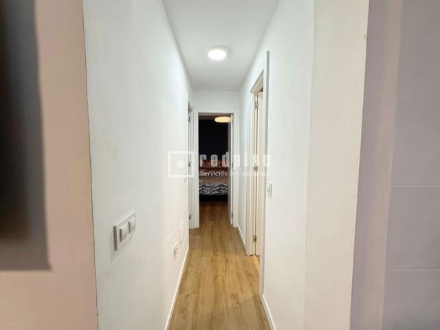 Piso en venta en Málaga, El Ejido. PISO TOTALMENTE REFORMADO CON LICENCIA TURÍSTICA EN EL EJIDO. Pisos.