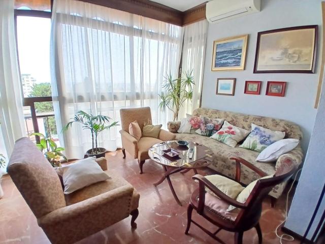 Piso en venta en Málaga, El Palo. Piso en Venta en El Palo. Pisos.