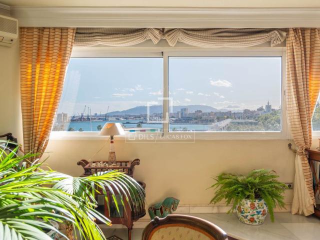 Piso en venta en Málaga, Ensanche Centro Puerto. Piso de 250 m en venta en una excelente ubicación en Malagueta, Málaga. Pisos.