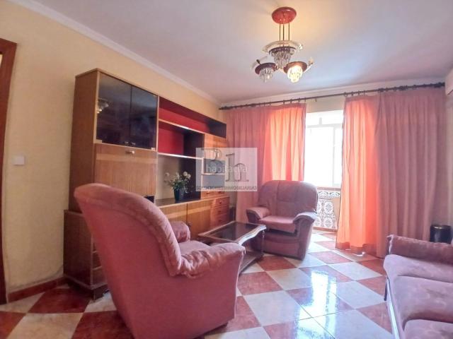 Piso en venta en Málaga, Girón Las Delicias. BLANHOGAR VENDE COQUETO PISO JUNTO A TABACALERA!. Pisos.