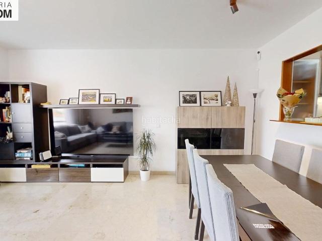 Piso en venta en Málaga, Girón Las Delicias. Edificio del 2006 2 dormitorios,2 baños, Las delicias. Pisos.