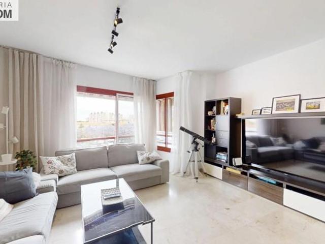 Piso en venta en Málaga, Girón Las Delicias Pacífico