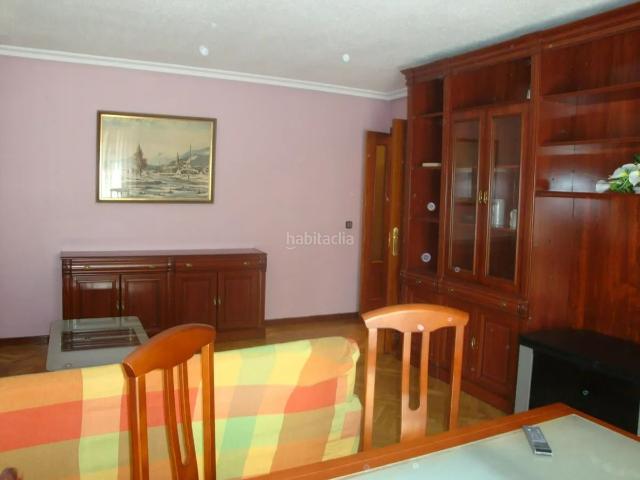Piso en venta en Málaga, Girón Las Delicias. Piso de 3 dormitorios con terraza en Huelin Málaga. Pisos.