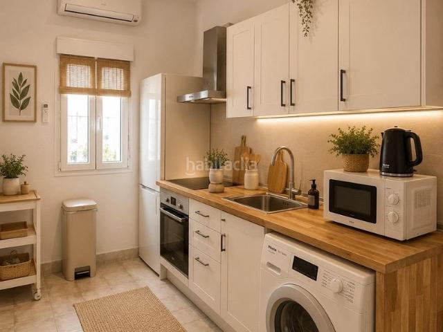 Piso en venta en Málaga, La Trinidad. ENCANTADOR PISO EN VENTA CON UNA BUENA UBICACION. Pisos.