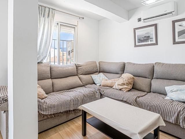 Piso en venta en Málaga, La Trinidad. Luz, vistas despejadas y ubicación privilegiada junto al Centro de Málaga!. Pisos.