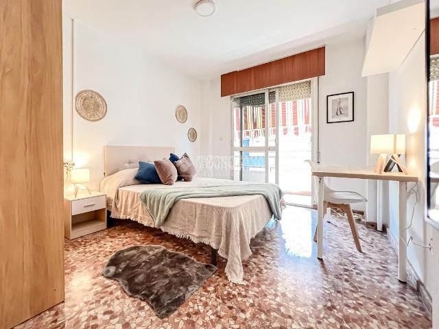 Piso en venta en Málaga, La Trinidad. Piso en venta en Málaga. Pisos.
