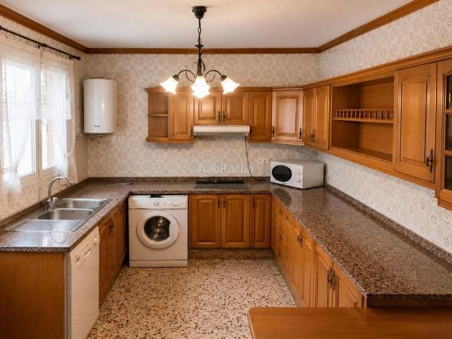 Piso en venta en Málaga, La Trinidad. Piso en venta en Plaza de Bailén Málaga. Pisos.