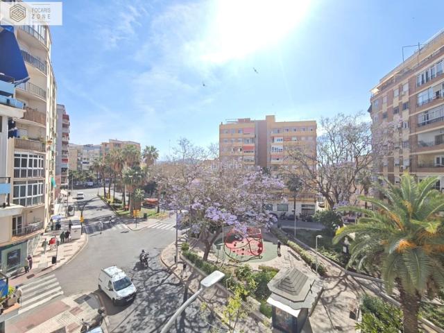 Piso en venta en Málaga, La Trinidad. PRECIOSO PISO UBICADO EN PLAZA BAILÉN. Pisos.