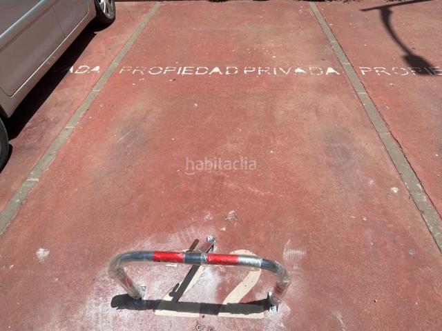 Piso en venta en Málaga, La Unión Cruz de Humilladero Los Tilos. vivienda con parking. Pisos.